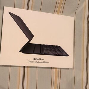 Apple Smart Keyboard Folio for 11-inch iPad Pro